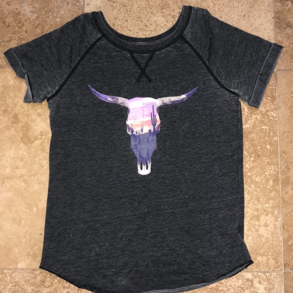 Grayson Threads top